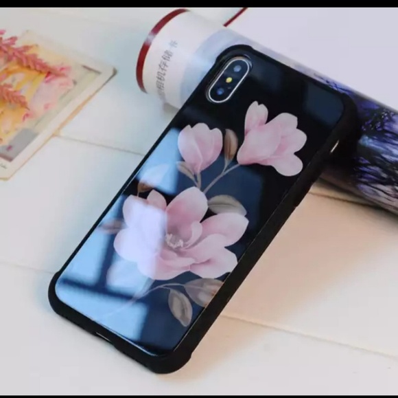 FLOWERS IPHONE CASE - Picture 1 of 2